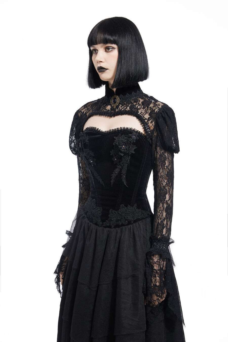 photo n°2 : bolero femme en dentelle gothic