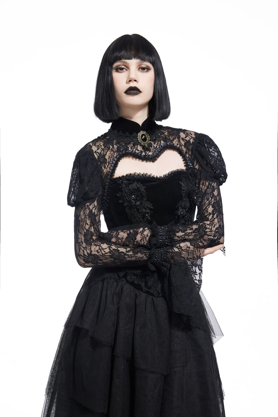 photo n°6 : bolero femme en dentelle gothic