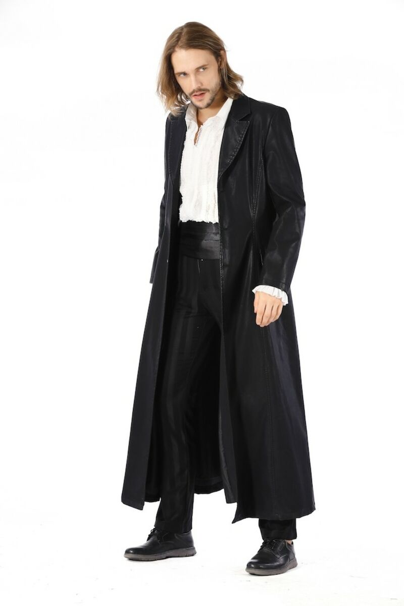 photo n°4 : Manteau long en similicuir gothique