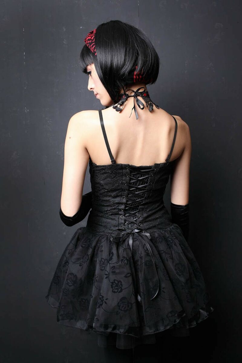 photo n°3 : Robe Gothique Romantique Lolita