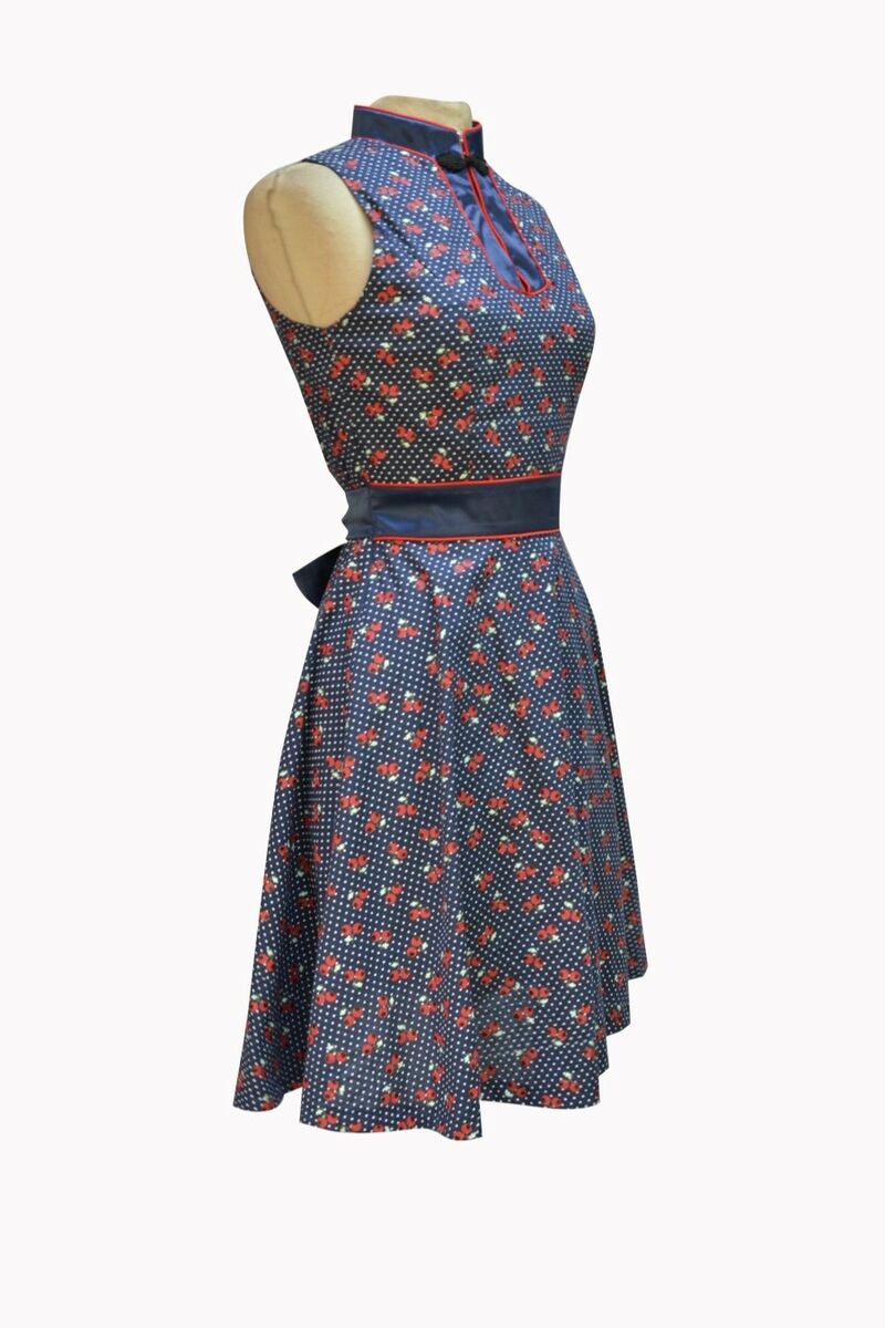 photo n°2 : Robe Rockabilly 50's Rétro Marine style asian petite fleur rouge