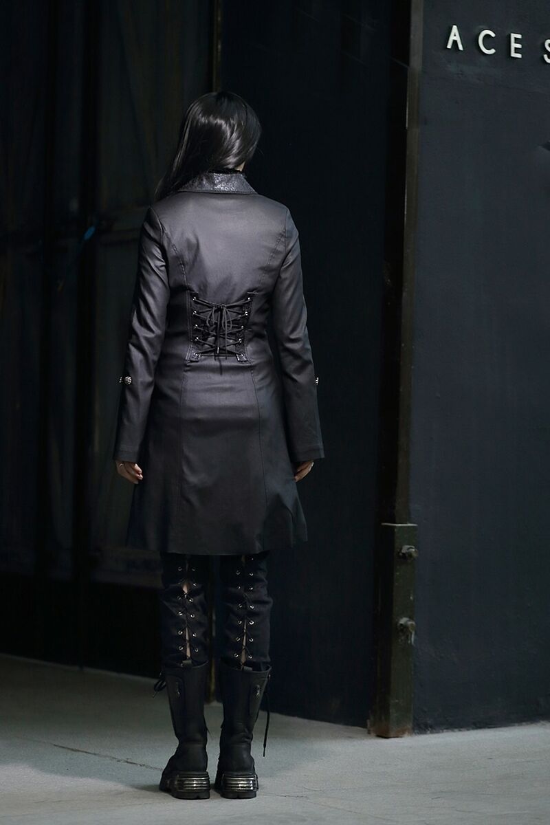 photo n°4 : Veste gothique aristocrate